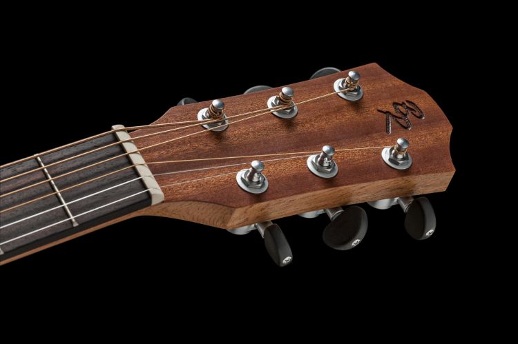westerngitarre-baton-rouge-modell-ar11c-gace-zeder_00043.jpg